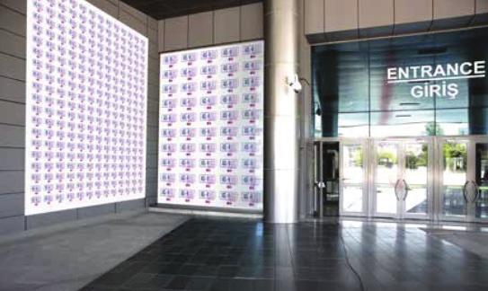 000 ÖLÇÜLER SOL DUVAR 1140 cm(w) 610 cm(h) ÖLÇÜLER SOL CAM 426 cm(w) 562 cm(h) ICC ANA GİRİŞ SAĞ CAM DUVAR İstanbul Kongre Merkezi nin dış