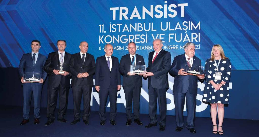 17 SEKTÖRDEN Transist 2018 de yıldızlar geçiti Mercedes-Benz Türk, İstanbul Kongre Merkezi nde düzenlenen Transist 2018 Fuarı nın sponsorlarından biri olarak ulaşım dünyasının nabzını tuttu.