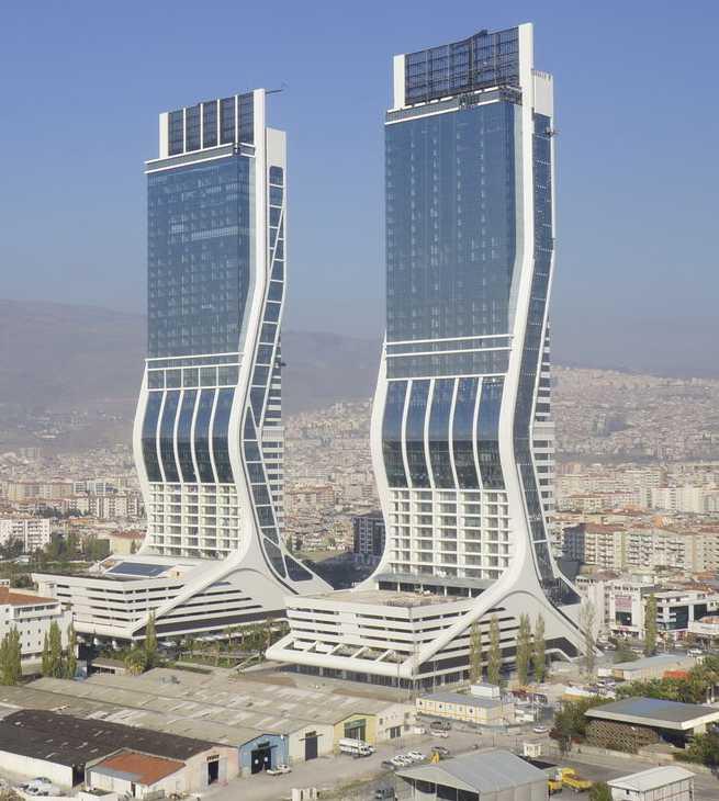 Tüm faaliyetlerin; ulusal ve uluslar arası kabul edilmiş standartlar, yasalar, yönetmelikler,