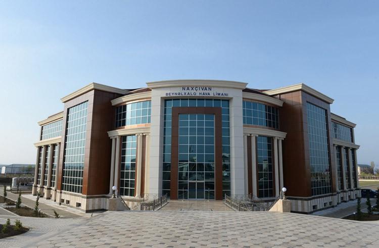 Nahçıvan Havaalanı İdari Bina (2014) Nahçıvan Havaalanına ek olarak yaptırılan bina 2014 yılında