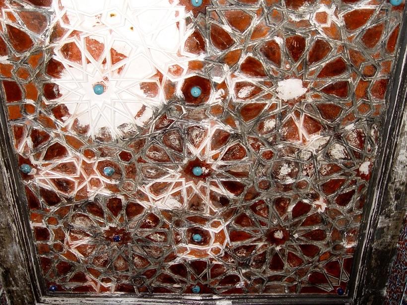 Murat Dairesi nin pencerelerinin tavan kısmında