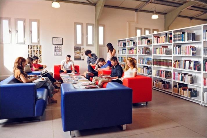 KÜTÜPHANE Kütüphanemiz 2002 yılı içinde Üniversitemizin kuruluşuna paralel olarak akademik personelin, öğrencilerin ve araştırmacıların bilgi ihtiyaçlarını karşılamak, eğitim ve araştırma hayatına