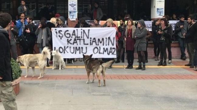 Atay, İstanbul Cumhuriyet Başsavcılığı nın yürüttüğü soruşturma kapsamında, Twitter paylaşımları nedeniyle halkı kin ve düşmanlığa tahrik ile suçlandı.