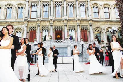 Eyüboğlu High School and Eyüboğlu Science High School grade 12 students bid farewell to high school at the graduation ball held at Çırağan Palace. Eyüboğlu Eğitim Kurumları 8. ve 12.