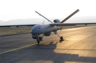 2.2 Günümüzde Kullanılan İnsansız Hava Araçları ve Özellikleri 2.2.1 Anka ANKA, TAI tarafından Türk Silahlı Kuvvetleri için geliştirilmiş bir insansız hava aracıdır.