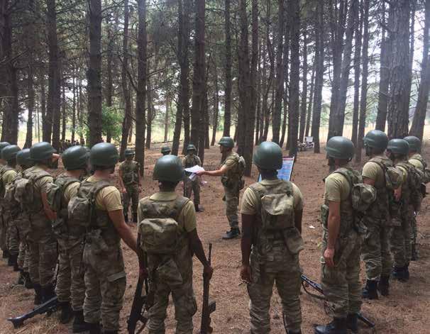 Askeri Eğitim Kara Astsubay MYO Eğitim Okulumuza yeni katılan öğrencilerin askerlik anlayışını geliştirmek, temel askerî terminolojiye ve uygulamalara aşinalığını arttırmak maksadıyla İntibak Eğitimi