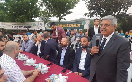 Bölge Milletvekili adayı Vedat Demiröz, seçim çalışmalarını İstanbul da, bölgesindeki ilçelere yaptığı ziyaretlerle sürdürüyor.