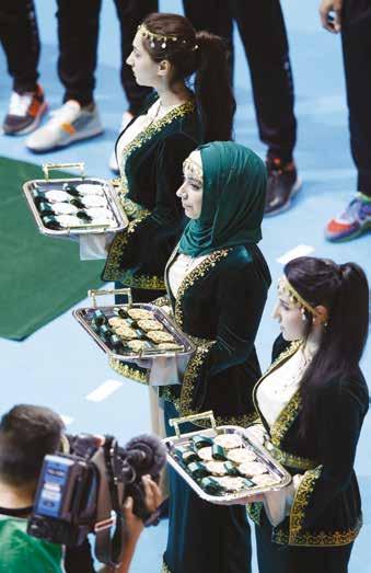 1(17), KIŞ 2017-18 du. Ve Azerbaycan, bu Oyunlar aracılığıyla İslam dünyasını birleştirmede önemli rol oynadığını gösterdi.