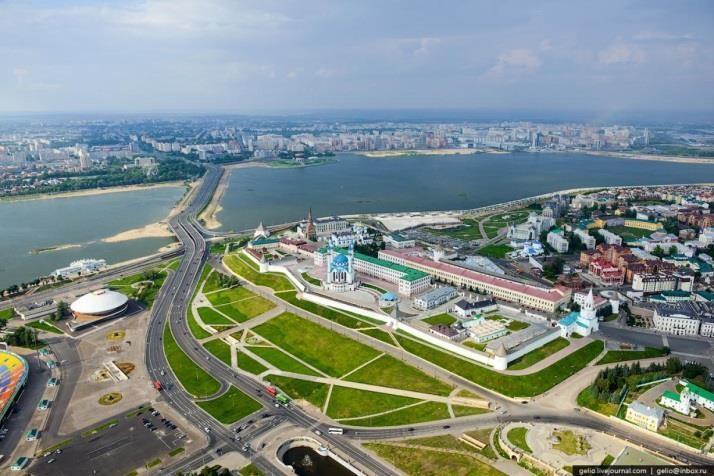 Rusya Kazan Şehri Kazan Şehri Rusya ya Bağlı Tataristan'ın başkentidir. Nüfusu 2013 sayımına göre 2.200.211'dir. Şehrin yüzölçümü 287.