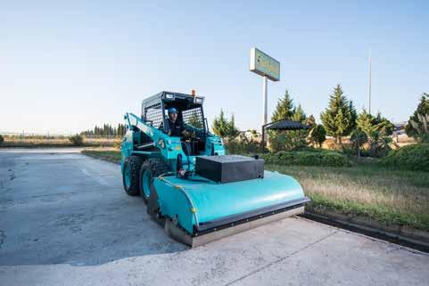 Forklift Çatalı Süpürge Alpin Forklift ataşmanı, tüm mini yükleyicilerde kullanılmak üzere tasarlanmış çok yönlü ve sağlam bir ataşmandır.