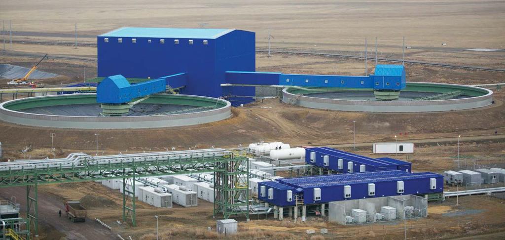 Bozshakol; 100 kiloton/yıl üretim kapasitesine, 2,2 Milyar $ sermayeye, 3 adet açık maden ocağına, 40 yıldan fazla işletme ömrüne ve 1500 kişilik personele sahip.
