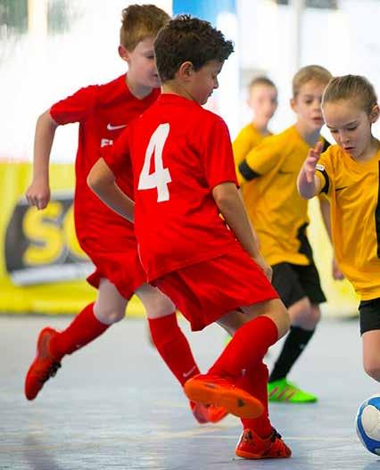 Futsal Daha Çabuk Pas, Daha Hızlı Oyun, Daha Sağlam Şut İçin Futsal Futsal salon futbolu olarak bilinir. Genel olarak futbola benzer ama kuralları farklıdır. Çim saha yerine salonda oynanır.