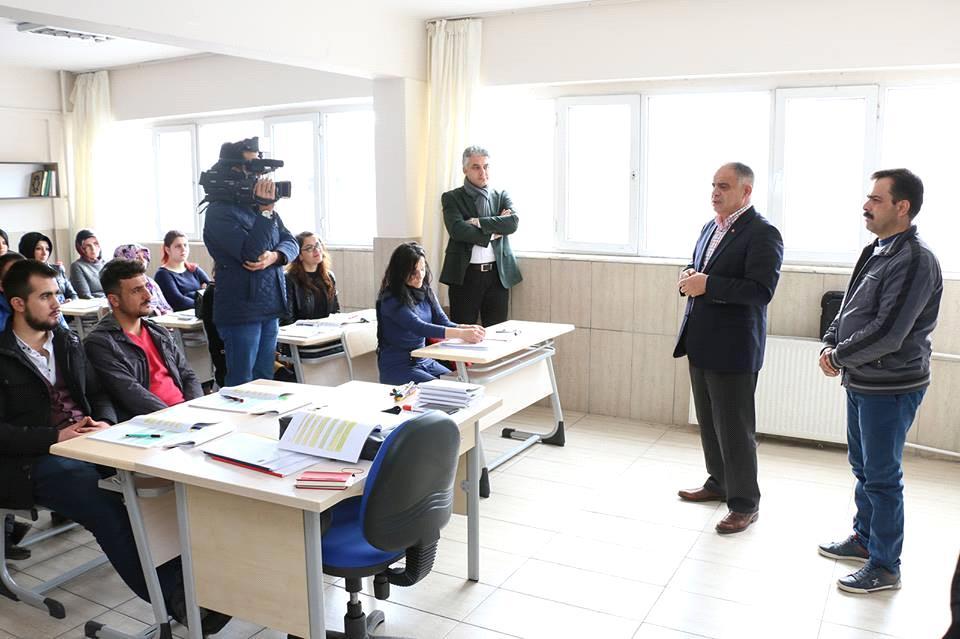 TOBB ailesi içindeki 365 oda ve borsanın 233'ü dünya standartları üstünde hizmet verdiklerinin en somut belgesi bu" şeklinde konuştu.