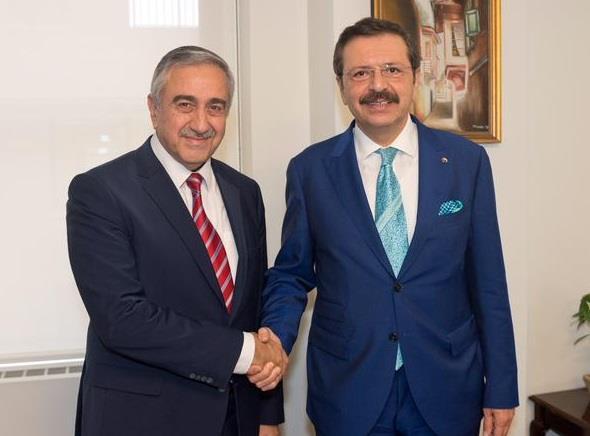 Hisarcıklıoğlu görüşmede, Cumhurbaşkanı seçilmesinin ardından Akıncı ile ilk kez görüştüklerini kaydetti ve Akıncı nın çalışmalarını takdirle takip ettiklerini söyledi.