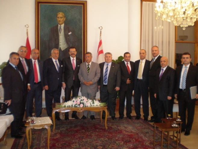eden TOBB Başkanı Hisarcıklıoğlu, KKTC'de yaşanılanları öğrenmek için bizzat sürecin içinde olanlarla konuşmak istediklerini belirtti.