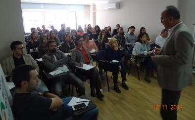 Seminerde GMP kavramı, ÖGP kavramı, temel uygulamalar, prosedürler ve programlar, altyapı gereksinimleri, tedarik zinciri yönetimi, pest kontrol, hijyenik dizayn, hijyen ve sanitasyon