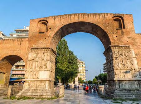 Seyahat Selanik SELANİK İN KURULUŞU Kent, MÖ 315 yılında Makedonya kralı Kassandros tarafından bugünkü Thermi de kurulmuştur.