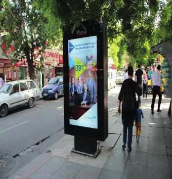 cadde nin en büyük önemi, Kafeleri,Pubları,Pastaneleri ve