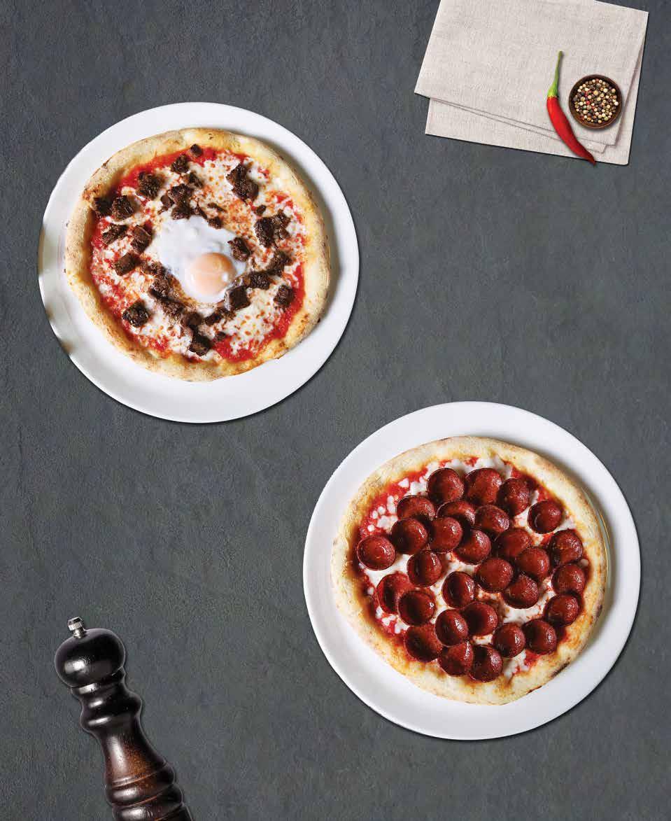 ETLİ PİZZALAR / Meat Pizza Sosisli Pizza 29 Hot Dog Pizza Marinara sos, mozzarella peyniri, dana sosis, mısır, zeytin ve kavrulmuş susam Marinara sauce, mozzarella cheese, beef hot dog, corn, olives