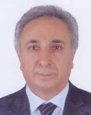 Bayram Sönmez 1950 yılında Erzincan da doğdu. 1977 yılında İstanbul Devlet Mühendislik Mimarlık Akademisi Vatan Mühendislik Yüksekokulu İnşaat Mühendisliği Bölümünden mezun oldu.