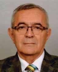 Murat Tezcan 1949 yılında Tokat-Zile de doğdu. 1977 yılında Ege Üniversitesi Mühendislik Bilimleri Fakültesi Buca Mimarlık Mühendislik Yüksekokulu İnşaat Mühendisliği Bölümünden mezun oldu.