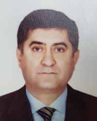 1982-1984 yılları arasında İstanbul Belediyesi Eminönü Şube Müdürlüğünde imar şefliği yaptı. 1984-1989 yılları arasında Beyoğlu Belediyesinde imar müdürlüğü yaptı.