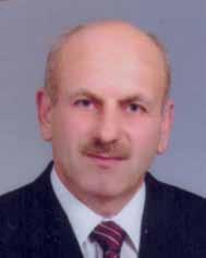 Halis Yürekli 1952 yılında Düzce-Akçakoca da doğdu. 1977 yılında Sakarya Devlet Mühendislik Mimarlık Akademisi İnşaat Mühendisliği Bölümünden mezun oldu.