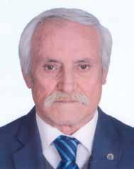 Adem Çolak 1950 yılında, Bulgaristan-Eskicuma da doğdu. 1977 yılında, İstanbul Devlet Mimarlık Mühendislik Akademisi Yıldız Akşam Bölümünden mezun oldu.