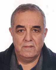 Hüseyin Demirel 1951 yılında İstanbul-Üsküdar da doğdu. 1977 yılında Sakarya Devlet Mühendislik Mimarlık Akademisi İnşaat Mühendisliği Bölümünden mezun oldu.