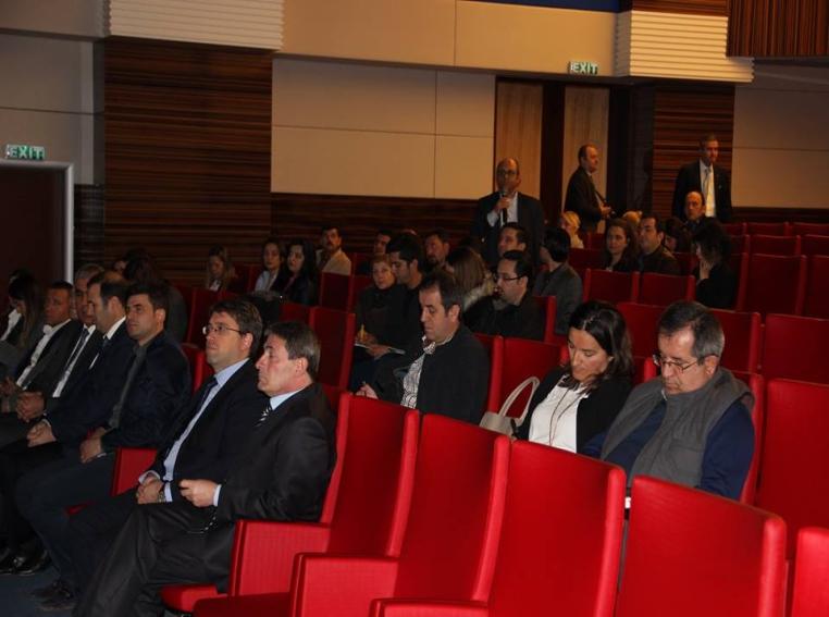 Odası organizasyon ortaklığında Dış Ticaret Bilgilendirme Semineri bugün Balıkesir Sanayi Odasında gerçekleş