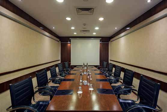 PARK KATI TOPLANTI ODALARI PARK FLOOR MEETING ROOMS Hyde Park 14 20 15 35 15 30 10 Central Park 10 Maçka Park 15 16 15 35 18 30 20 Orman Park 15 16 15 50 15 30