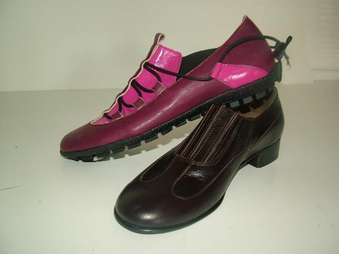 Öğrenci çalışmaları Spor Spor yaparken giymek için yapılmış olan ayakkabılardır.