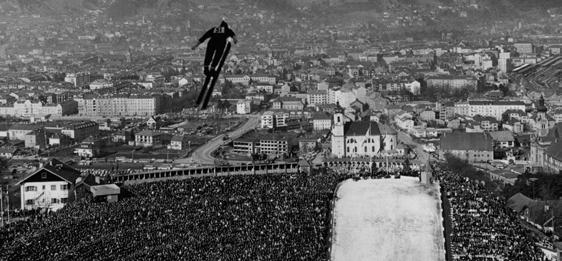 Grenoble 1968 Kış Olimpiyatları nda ülkemizi Rızvan Özbey, Şeref Çınar, Naci Öğün, Yaşar Ören, Özer Ateşçi, Zeki Eryıldırım,
