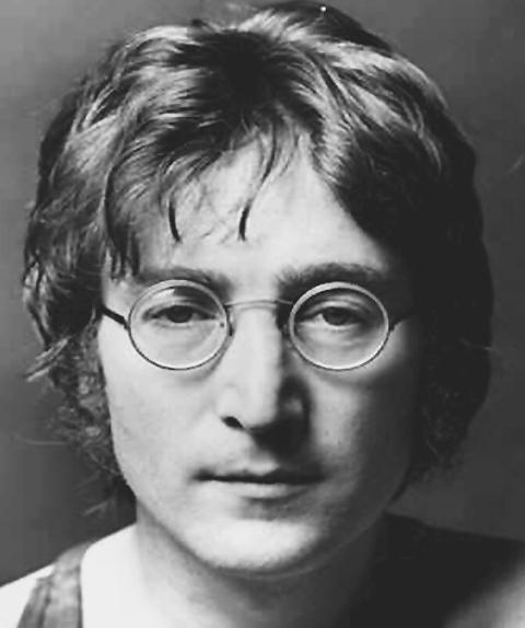Tekst 8 1p 21 John Lennon neden gitarı bırakmak istemiş? A Bu enstrümanı önceleri sevemedi. B İyi bir yeteneği yoktu. C İyi çalmak için çok zaman gerektiriyordu. D Öğretecek kimse yoktu.