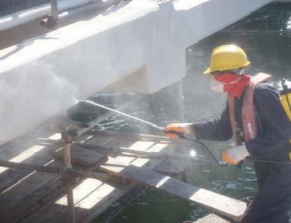 Beton içerisinde oluşan alkali silika reaksiyonlarını engellemelidir.