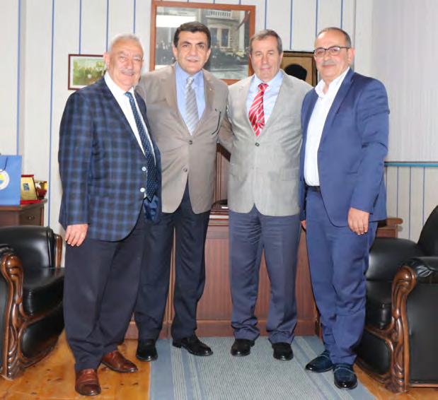 Cem Temizel, Yönetim Kurulu Üyesi Hamza Tüylüoğlu ve Genel Sekreter Gafur Karali Pazar Ticaret ve Sanayi Odası Yönetim Kurulu Başkanı Neşet Çakır ile Meclis Başkanı Turan Karahan'a