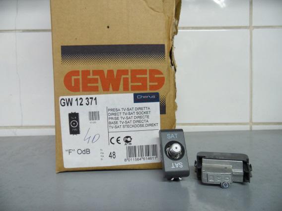 TV+SAT PRİZ 6 37,58 41,33 GEWİSS-GW-12403 TELEPHONE CONNECTOR RJ11 DOUBLE 1M 24