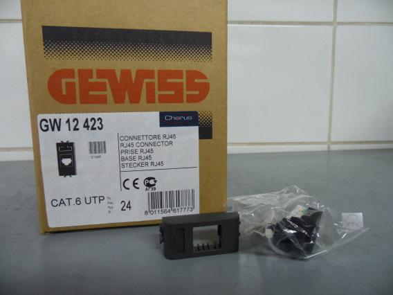 PRİZ 10 18,18 20,00 GEWİSS-GW-12456 CHORUS SİYAH HDMI PRİAZ 1M 10 50,63 55,70