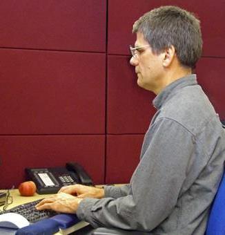 Bilgisayar Çalışma Masası: Baş ve omuzlar Baş dikey ve yüz ileriye dönük Eğik baş, boyun ve omuzlara