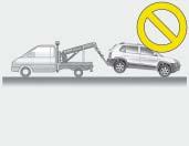 Araç arkadan çekilmek durumunda ise, ön tekerleklerin altýna bir çekme arabasý yerleþtirilmelidir. o Araç dört tekerleði yerde çekilecekse, araç sadece önden çekilmelidir.