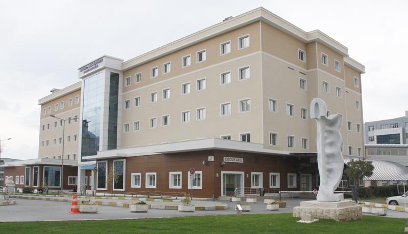 31 Dokuz Eylül Üniversitesi nin İnciraltı Sağlık Yerleşkesinde yer alan Nevvar