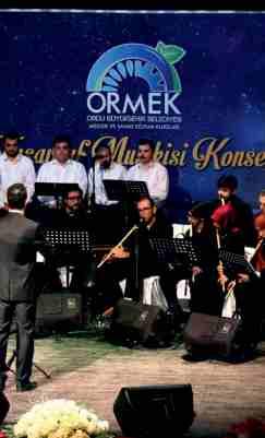 BÜYÜKŞEHİR KONSER ORMEK Tasavvuf Musikisi Korosu Konseri Ordu Büyükşehir Belediyesi Meslek ve Sanat Eğitimi Kursları bünyesinde eğitim gören