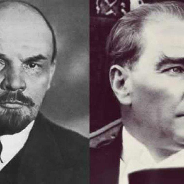Meclis in açılmasından üç gün sonra Atatürk, Lenin e yazdığı mektup mektup siyasi ve askeri nitelikli bağlaşma içerir.