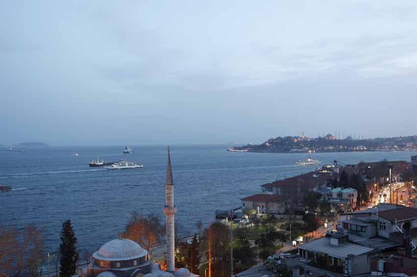 centers are also very close. 2013 Nisan ayında kapılarını açan Molton Kabataş Hotel, İstanbul un tarihi-turistik ve kongre merkezlerine yakınlığıyla eşsiz bir konuma sahiptir.
