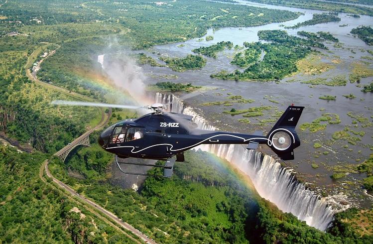 South African Airways SA40 sefer sayılı uçuşu ile saat 08:30 da dünyanın en güzel ve en büyük şelalelerinden biri olan ve sunacağı eşsiz manzaraları ile nefesinizi kesecek Victoria Falls a uçuyoruz.