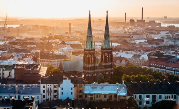 Turumuzda, Helsinki Katedrali, Senato Meydanı, Hükümet Sarayı, Belediye Binası, Market Meydanı, Uspenski Orthodox Katedrali, Havis Amanda Heykeli ni görme imkanı yakalıyoruz.