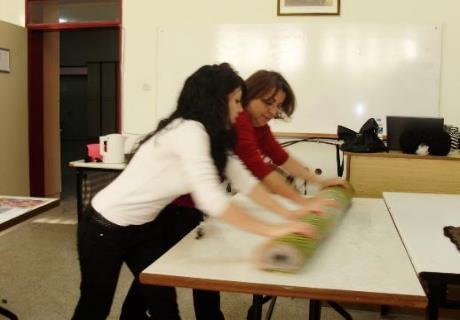 2007 yılında Selçuk Üniversitesi Mesleki Eğitim Fakültesi El Sanatları Eğitimi Bölümü nde ilk donanımlı keçe atölyesini