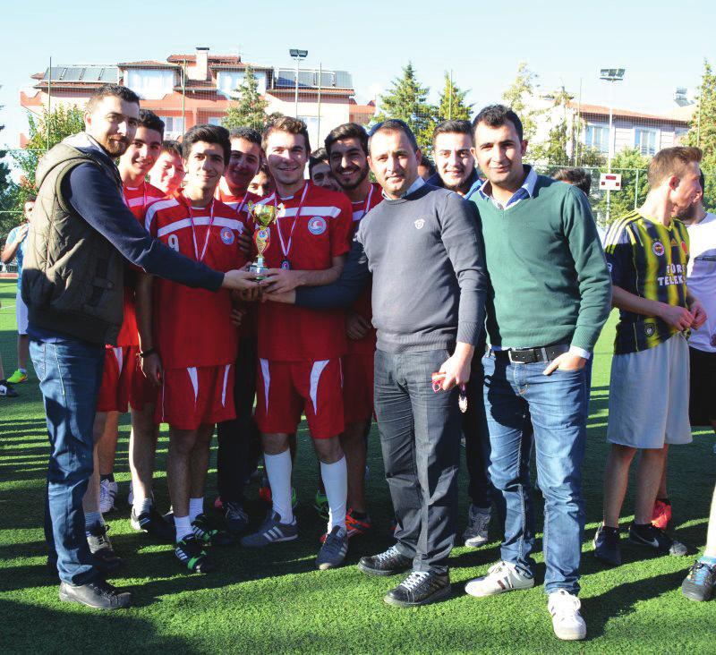 Maçı 6-1 kazanan Mühendislik Mimarlık Fakültesi turnuvanın üçüncüsü oldu. Final mücadelesi ise Beden Eğitimi ve Spor Yüksekokulu ile Sağlık Yüksekokulu arasında oldu.