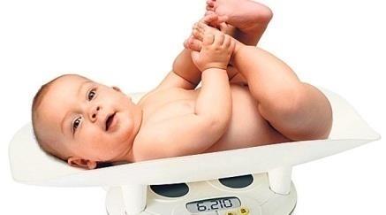 Vücut ağırlığı Tartı Bebeklik döneminde 10-20 g