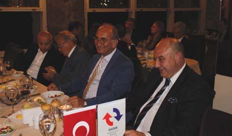 AKDER / HABERLER AKDER GECESİNDE ÜYELERİMİZ BİR ARAYA GELDİ Her yıl üyelerine dönük bir gece düzenleyen AKDER bu yılın etkinliğini İstanbul DEL MARE Restoranda gerçekleştirdi.